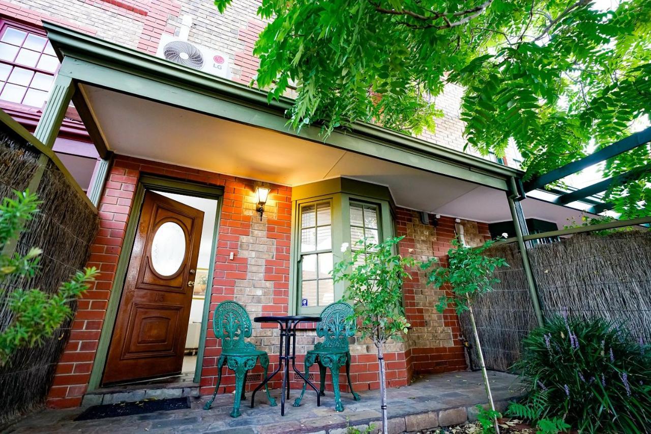 Adelaide Style Accommodation-Getaway In North Adelaide- Close To City Екстериор снимка